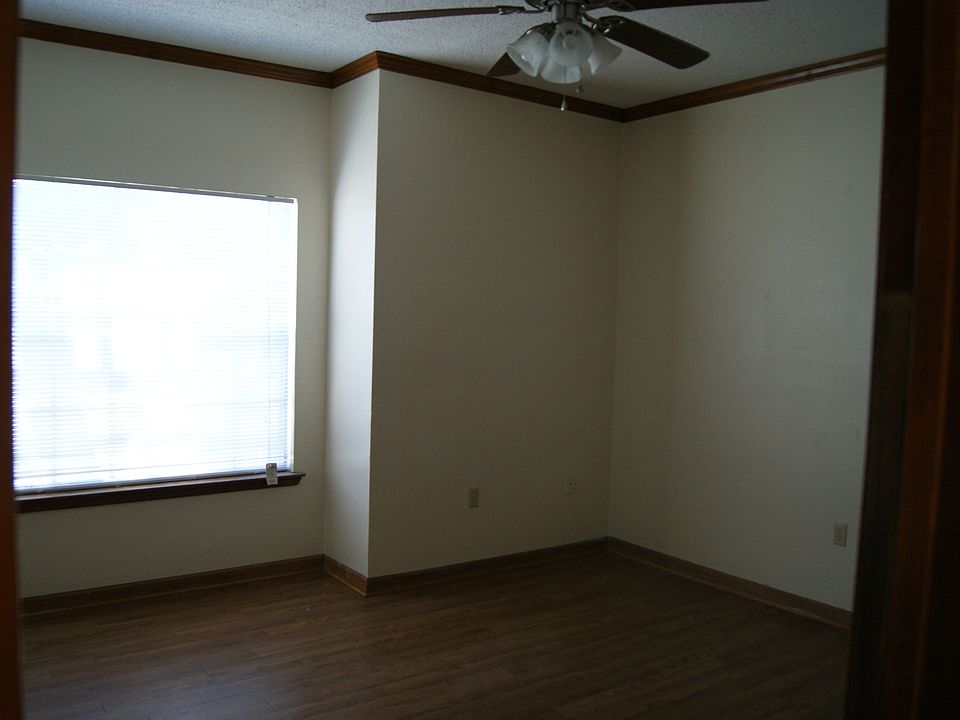 2nd image of 7922 Bayou Fountain Ave APT B