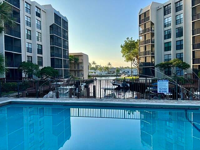 1st image of 21 Royal Palm Way #2020