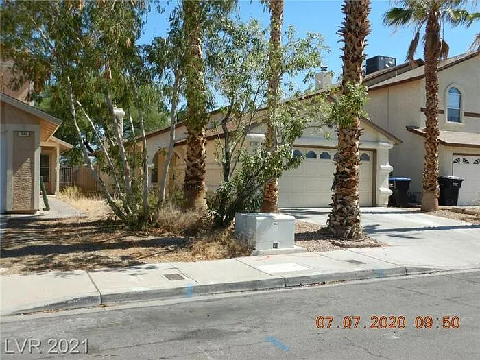 525 Dutchman Ave — Photo 1