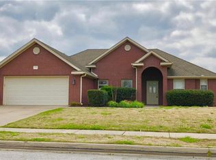 2339 Stonecrest Dr, Elkins, AR 72727