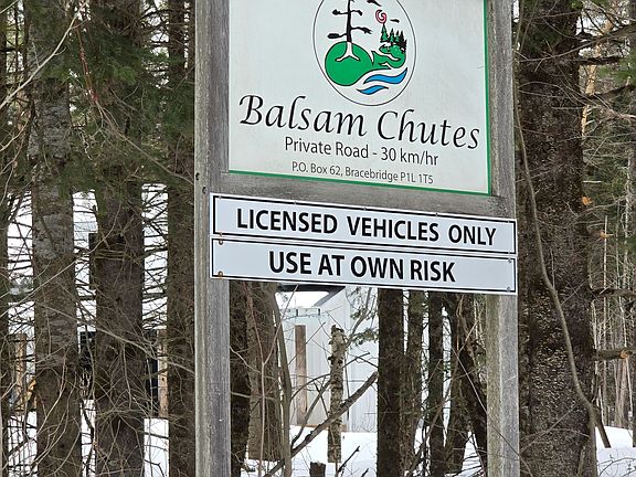 3rd image of 107 Balsam Chutes Rd
