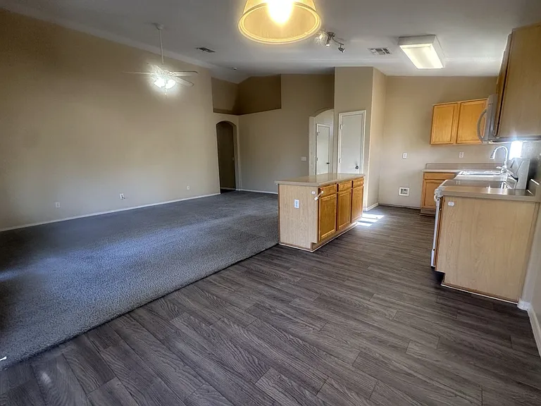 3285 E Ford Ave — Photo 16