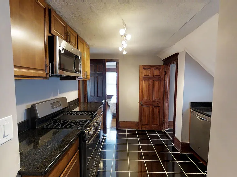 105 Comstock Ave #4 — Photo 4