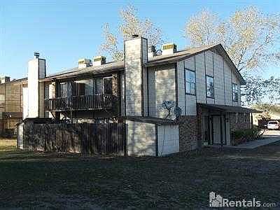 1st image of 3008 Chaucer Dr APT A