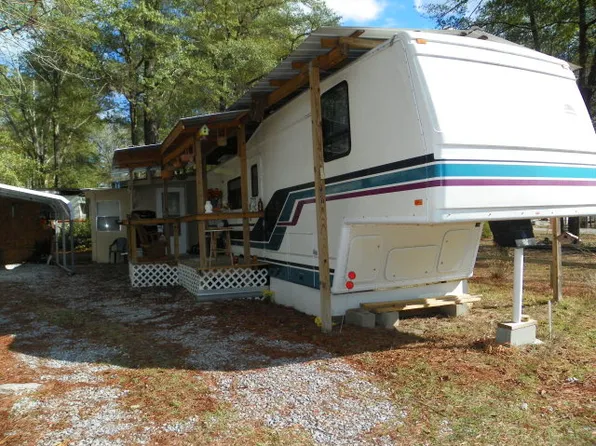 107 Winnie Loop, Eufaula, AL 36027