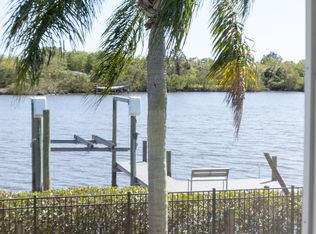 8611 Magnolia St, Gibsonton, FL 33534