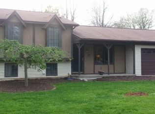 76 Eastview St, Lake Orion, MI 48362