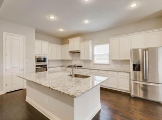 131 Spanish Oak Dr, Aubrey, TX 76227