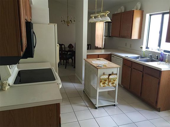 5th image of 145 Cooper Ct
