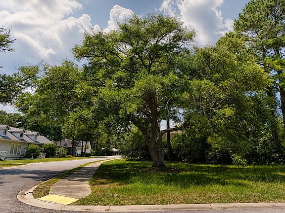2nd image of 2638 Seaport Circle