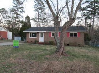 9300 Edgevale Dr, Charlotte, NC