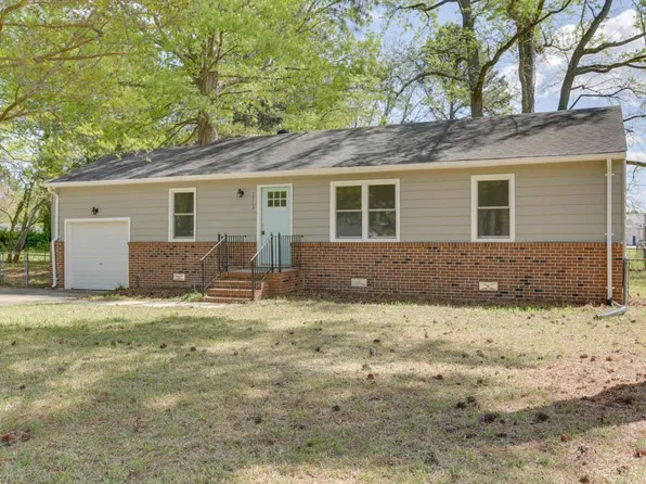 5713 W Norfolk Rd, Portsmouth, VA 23703