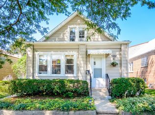 3828 Clinton Ave, Berwyn, IL 60402