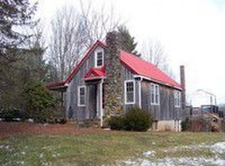 5943 Silverleaf Rd, Dugspur, VA 24325