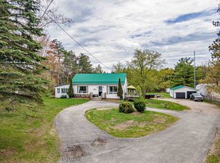 3514 Penetanguishene Rd, Oro Medonte, ON L4M 4Y8