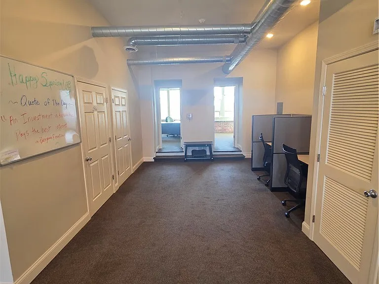 807-13 N Salina St #809A — Photo 2
