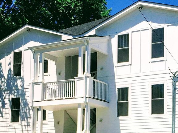 2nd image of 1624 16th Ave S APT 1