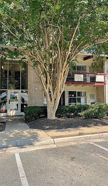 1st image of 4319 Americana Dr APT 204
