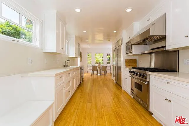 4306 Mildred Ave — Photo 8