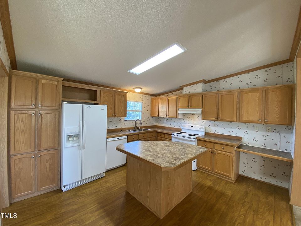 829 Red Hill Church Rd, Dunn, NC 28334 Zillow