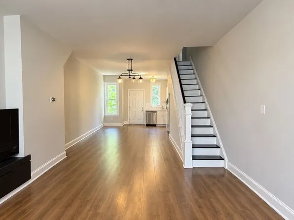 413 N Union St, Philadelphia, PA 19104
