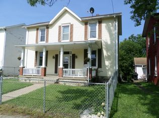 705 S 6th St, Atchison, KS 66002