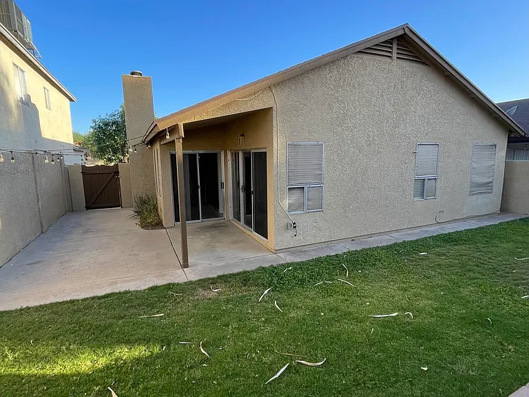 3056 E Siesta Ln — Photo 23