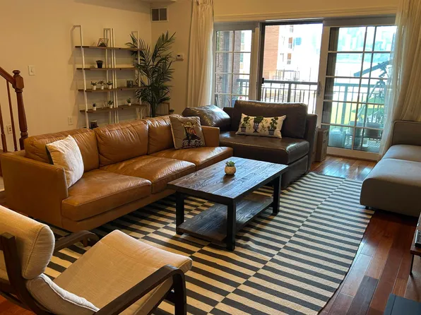 22 Avenue At Port Imperial APT 222, West New York, NJ 07093