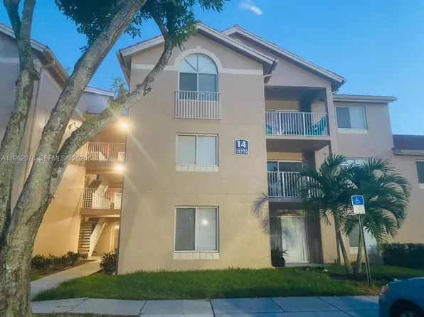 15770 SW 106th Ter APT 205, Miami, FL 33196