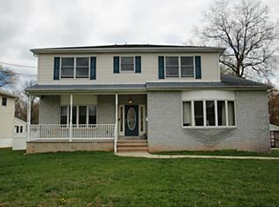 54 Kimberly Rd, Colonia, NJ 07067