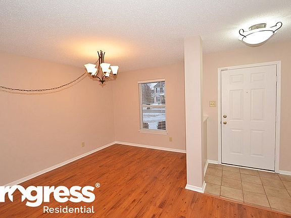 3rd image of 6818 W Stansbury Blvd