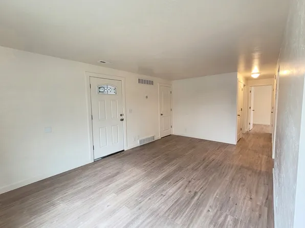 4661 S Arlington Park Dr APT 4, West Valley City, UT 84120