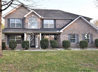 1013 Spaniel Ter, Hampton, GA 30228