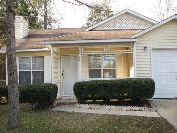 8326 Kamberley Ct, North Charleston, SC 29420