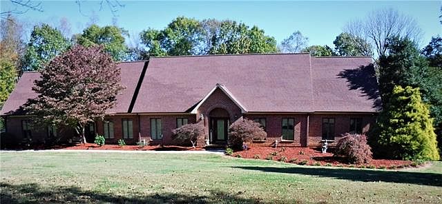 1st image of 532 Gingles Farm Trl