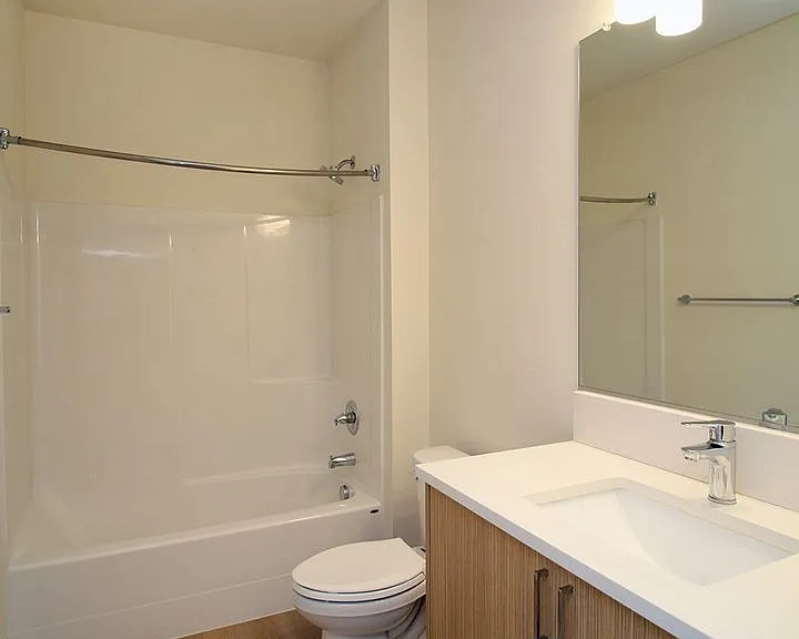 8417 SW 24th Ave — Photo 18