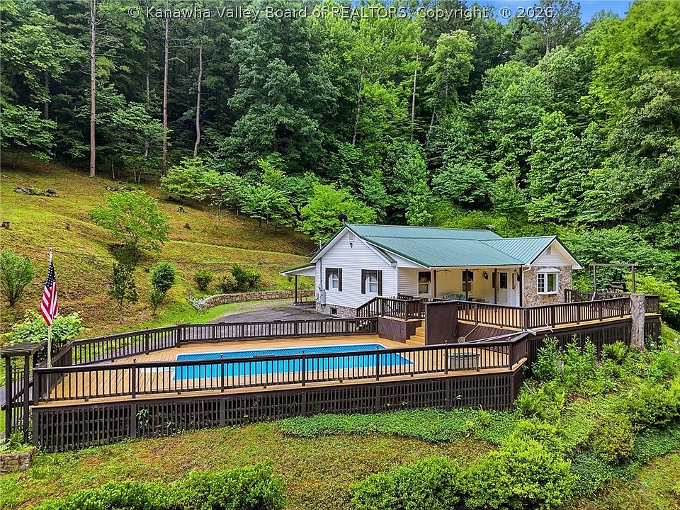 1st image of 2581 Trace Fork Rd