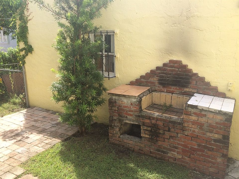 2nd image of 226 Romano Ave