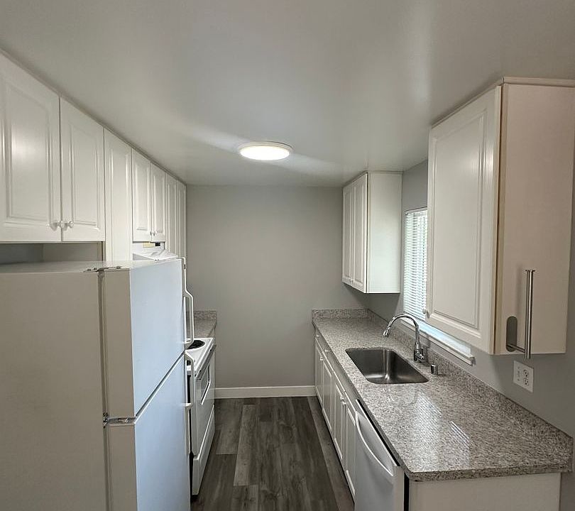 1st image of 1203 Parkington Ave APT 8