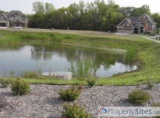 6266 Fountain Ln N, Maple Grove, MN 55311