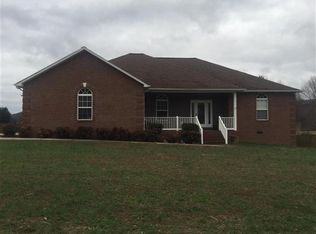 2218 Shelby Dr, Cookeville, TN 38506