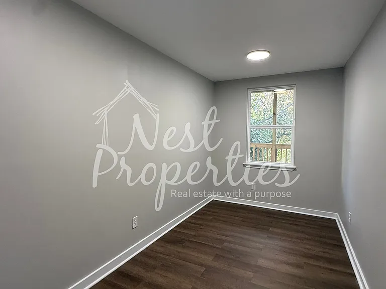 233 Cambridge Ave E #4 — Photo 6