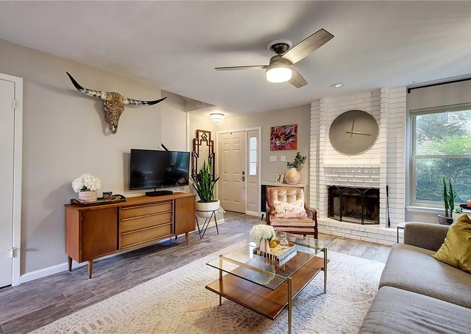 1st image of 8400 Jamestown Dr APT 210