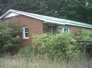 365 Oates Dr, Shelby, NC 28152