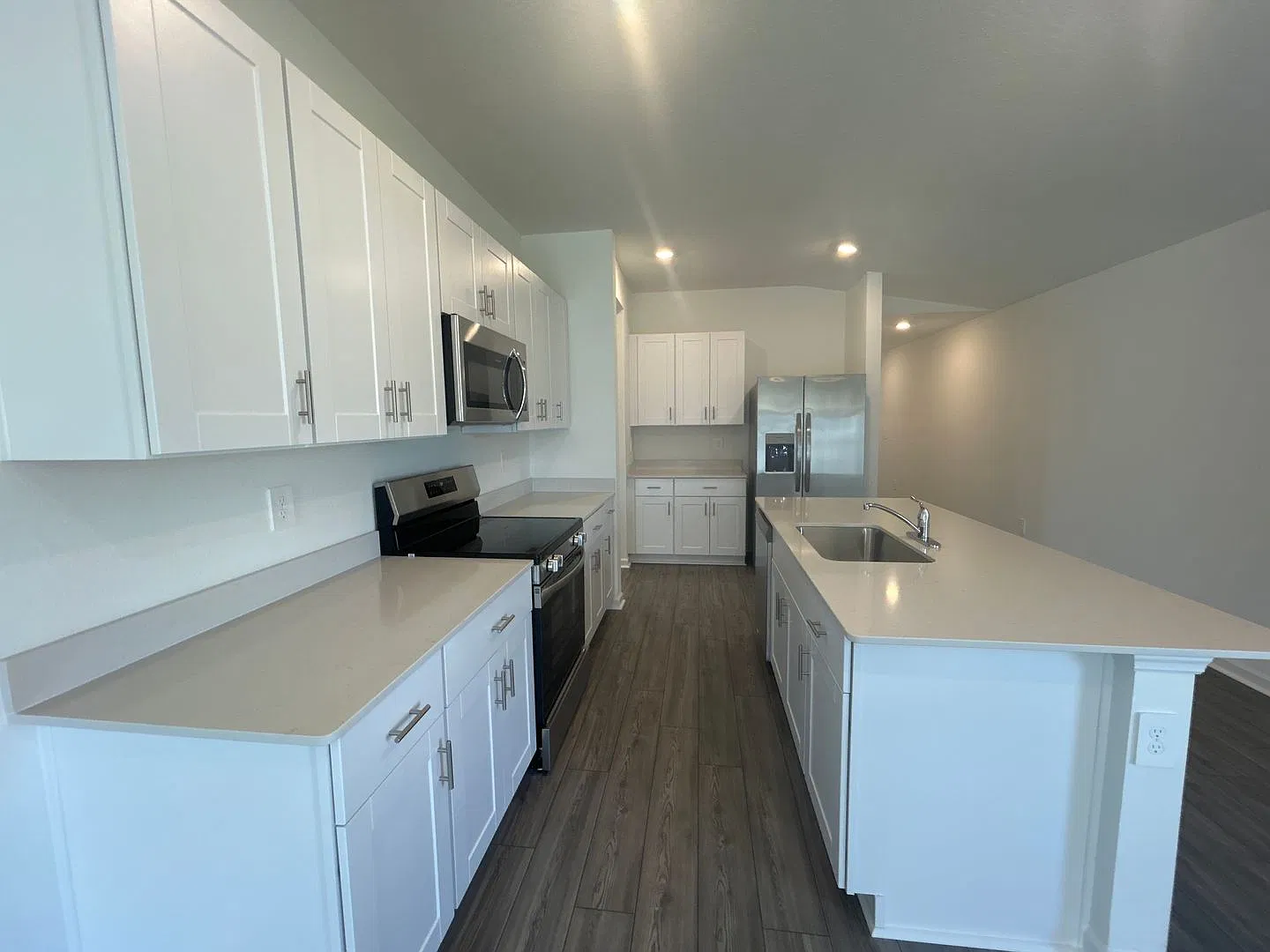 Newer Home in Millwood Estates — Photo 4