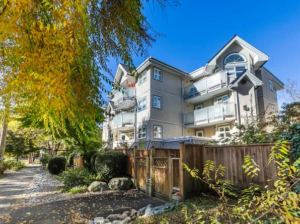 1515 E 6th Ave #402, Vancouver, BC V5N 1P2