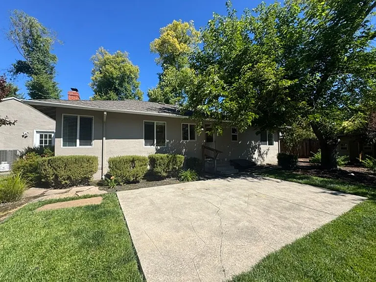 656 Evelyn Ct — Photo 14