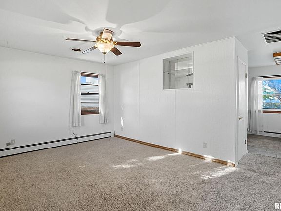 4th image of 2110 N Fairmount St