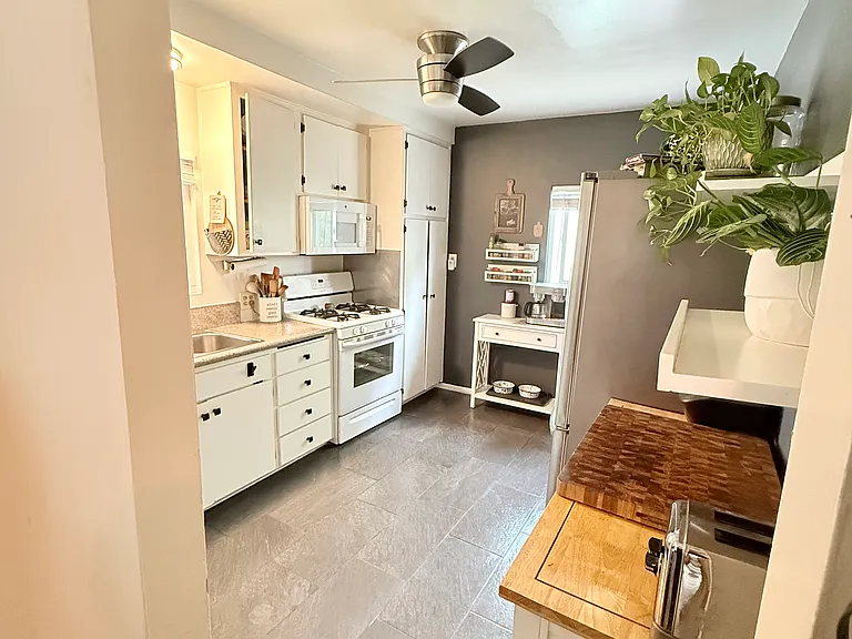 1015 Pitman Ave — Photo 5