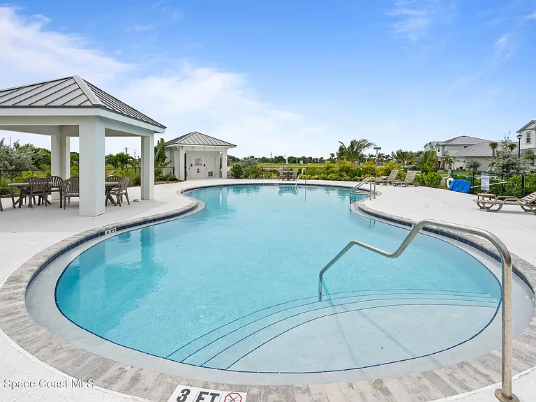 82 Hubble Ln — Photo 42